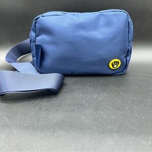 American Family Insurance Milwaukee Brewers Navy Fanny Pack 8x4.5 Adjustable